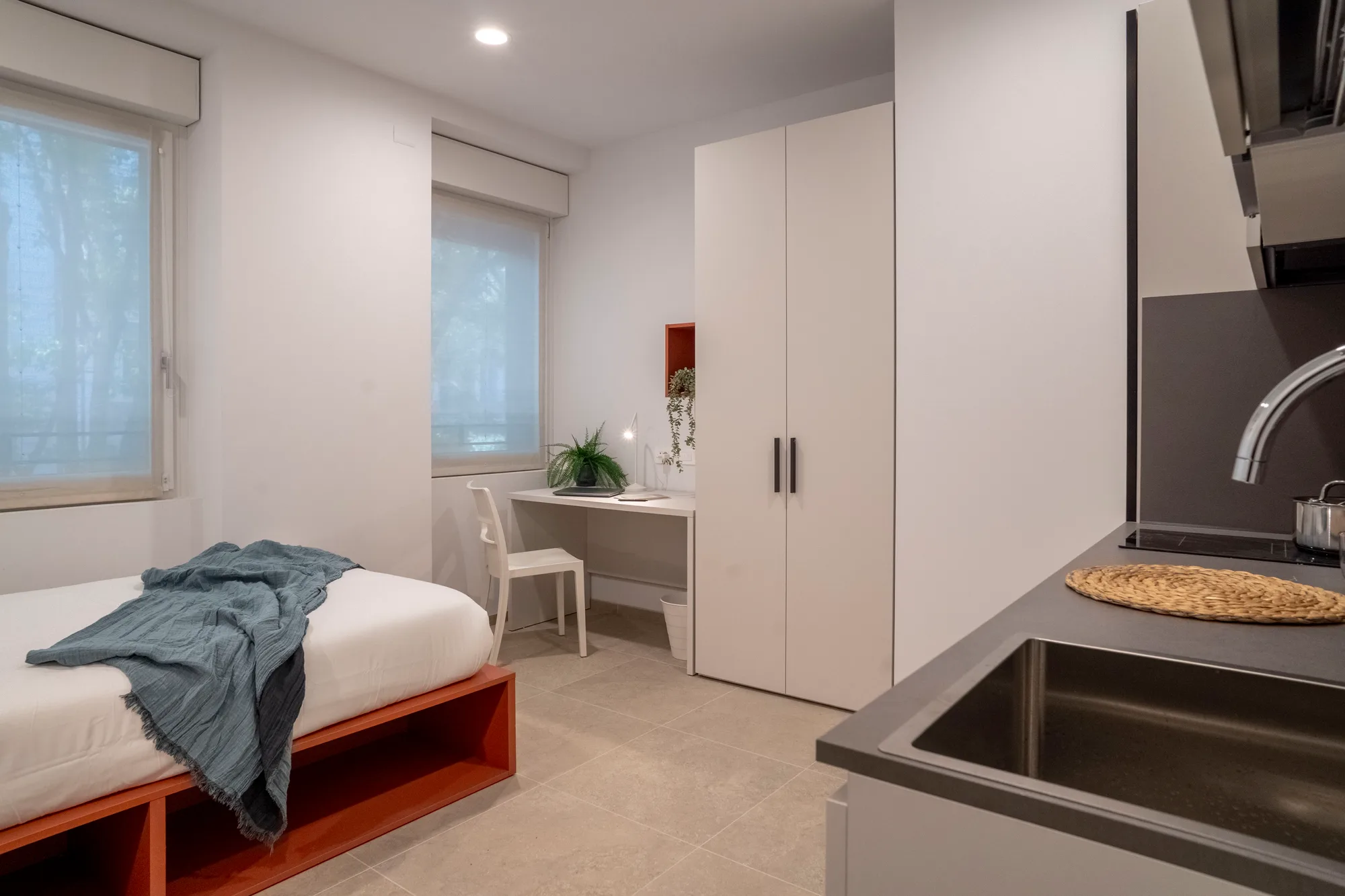 Studio Singolo con bagno condiviso Joivy Torino Sacchi